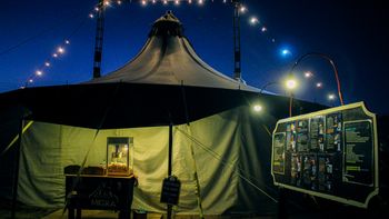 El circo contemporáneo de Migra y Tranzat vuelve a encender el verano en la costa uruguaya