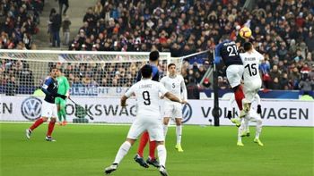 Francia le ganó a un Uruguay sin profundidad