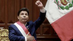 altText(Pedro Castillo se enfrenta a un posible golpe parlamentario)}