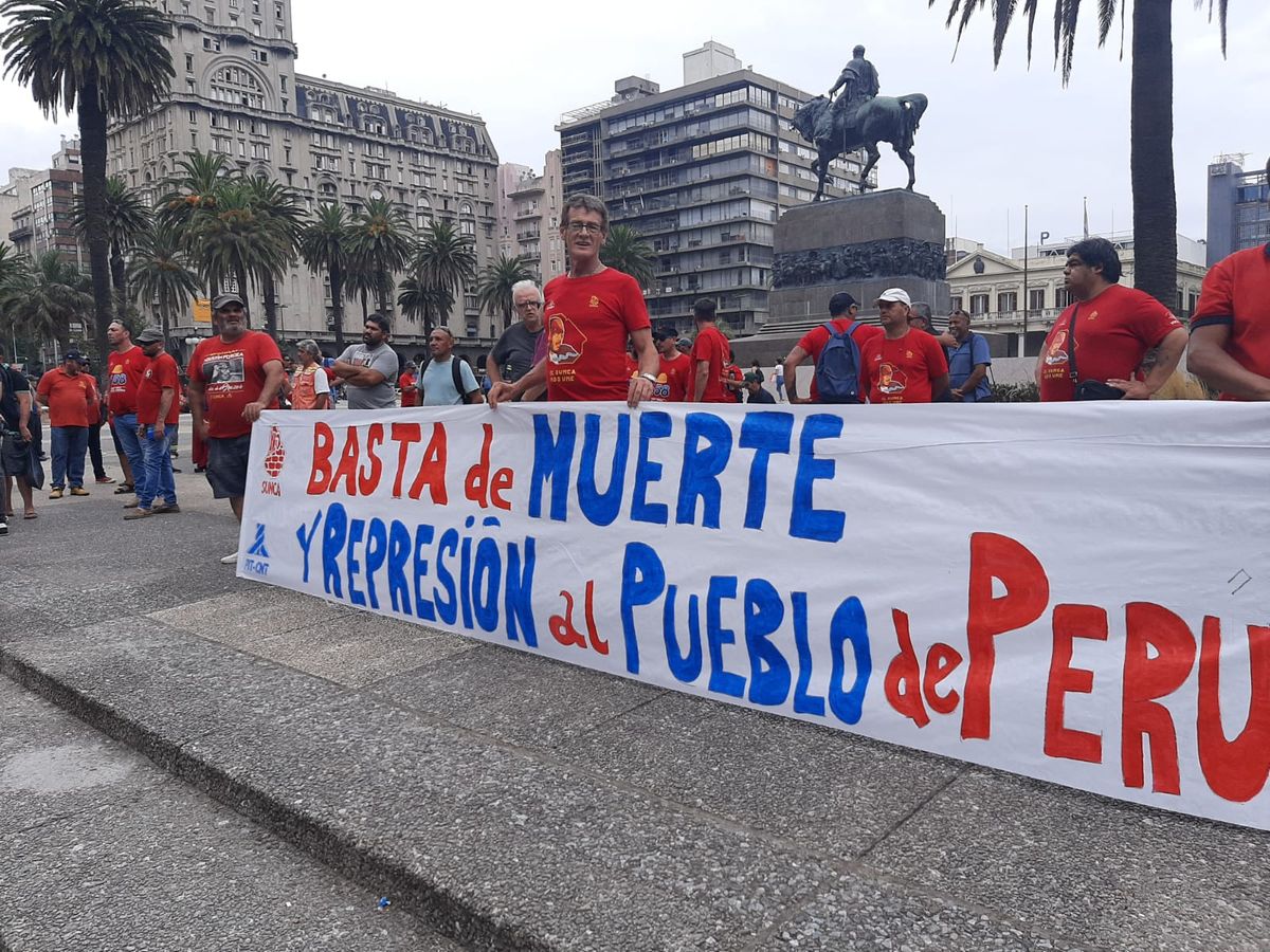 El Sunca exige el fin de la represión contra el pueblo peruano.