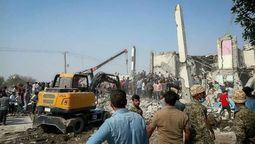 Destrucción y muerte en la escuela.