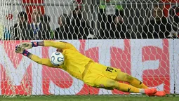 altText(Muslera atajó 3 penales y fue el héroe de Estudiantes que jugará final de Libertadores)}