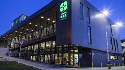 altText(BSE abre hoy un llamado para cubrir 13 cargos de administrativo con un salario de $57.000)}