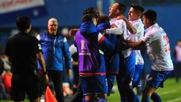 altText(Nacional empató con Cerro Porteño y terminó segundo en el grupo E)}