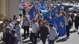 altText(AEBU mantiene la movilización contra reforma jubilatoria)}