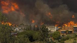 altText(Incendio sin precedentes en California)}