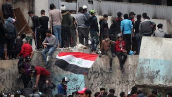 35 personas muertas tras incendio en consulado iraní