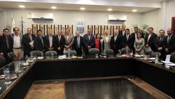 altText(Reunión de trabajo en Buenos Aires de cara al mundial 2030)}