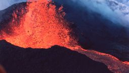 altText(¿Cuál es el volcán que le disputa el trono al monte Everest?)}