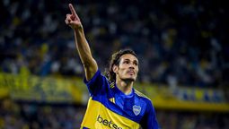 altText(Volvió el Matador: Cavani metió tres goles y deliró La Bombonera)}