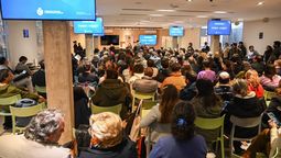 altText(El gobierno prepara un nuevo plan: ¿Qué cambiará en materia de vivienda?)}