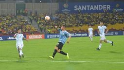 altText(Uruguay perdió con Argentina 3 a 2)}