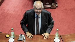altText(¿Penadés embarró la cancha antes del debate en el Senado?)}