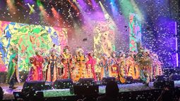 altText(Un coro formidable de La Gran Muñeca cerró una nueva noche de Carnaval)}