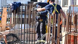 altText(Entregan este lunes premios del encuentro de cultura de los trabajadores de la construcción)}