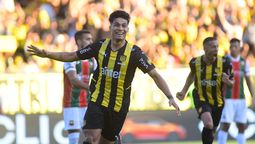 altText(Qué pasa con Arezo: ¿sigue o no sigue en Peñarol?)}