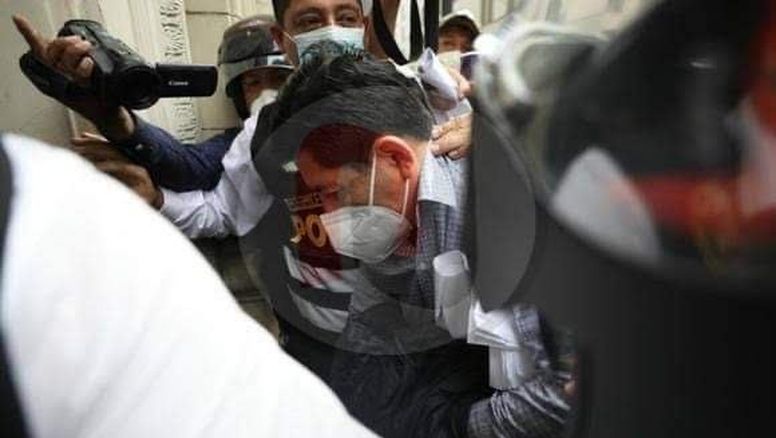 Pedro Castillo detenido por la Policía tras su destitución