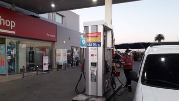 Policía baleó en la cabeza a uno de los delincuentes que intentaron robar estación de servicio en Colón