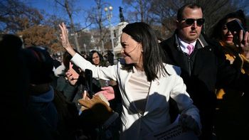 María Corina Machado le ofreció a Trump su medalla del Nobel de la Paz