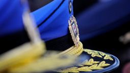 altText(Sindicatos policiales del interior denunciaron convenio colectivo firmado por Heber y el SIFPOM)}