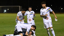 altText(Copa Uruguay: Porongos sacó boleto a octavos estirando la supremacía de los clubes OFI)}