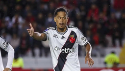 altText(Peñarol cerró a Mauricio Lemos y se prepara para debutar en el Apertura)}