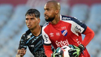 El arquero de Nacional Luis Mejía está reservado por la selección de Panamá.