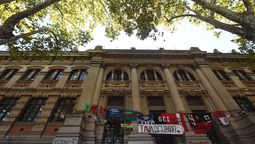 altText( IAVA: gremio docente ocupó las instalaciones )}