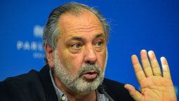 altText(Director blanco conocía costos del Antel Arena, pero la mentira no paró)}