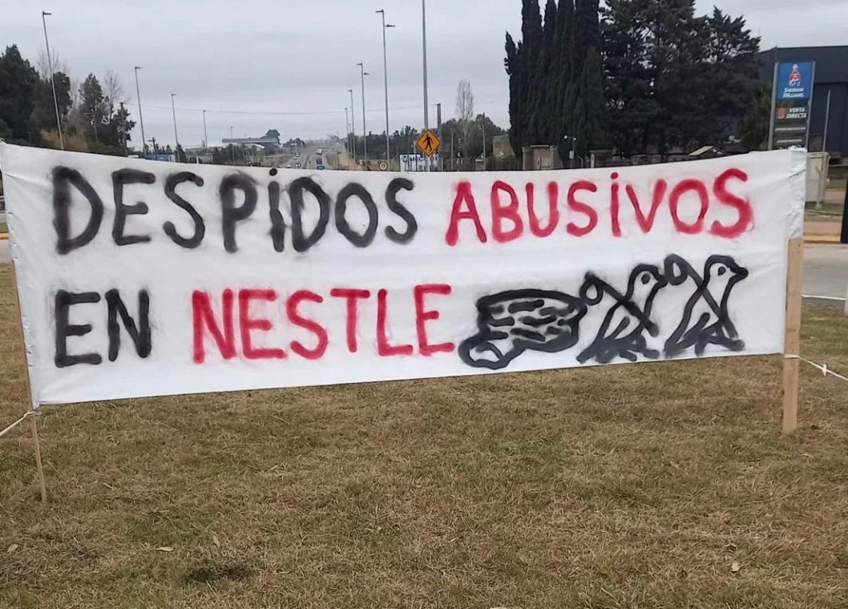 Sindicato de Nestlé denuncia despidos.