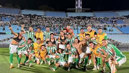 altText(Racing clasificó a fase de grupos de la Sudamericana)}