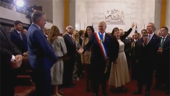 El insólito saludo de Kast a Orsi durante su asunción