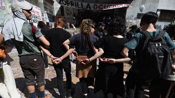 Estudiantes del Zorrilla paran en rechazo a la represión policial.