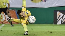 altText(Peñarol le pone nombre y apellido al futuro golero)}