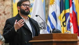 Boric en el congreso de Montevideo.
