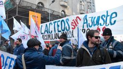 altText(Cede la tensión en la industria láctea y convocan al Consejo de Salario del sector)}