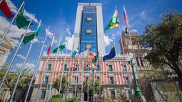 altText(Bolivia: crisis y disputas políticas internas)}