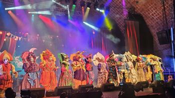 Asaltantes con Patente en el Concurso Oficial del Carnaval.