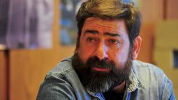 altText(Daniel Placeres: “Cuando cerró Cristalerías, le dijimos a los trabajadores que volveríamos a tener una fábrica de vidrio”)}