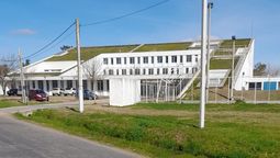 altText(Docentes del liceo de Delta del Tigre paran por 24 horas )}