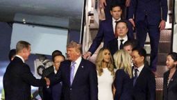 altText(Trump llegó a China para reunión cumbre con Xi Jinping)}
