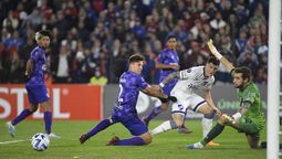 altText(Nacional derrotó a Metropolitanos y clasificó a octavos)}