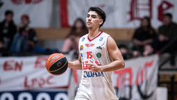 altText(Olimpia se trepó a lo más alto de El Metro)}