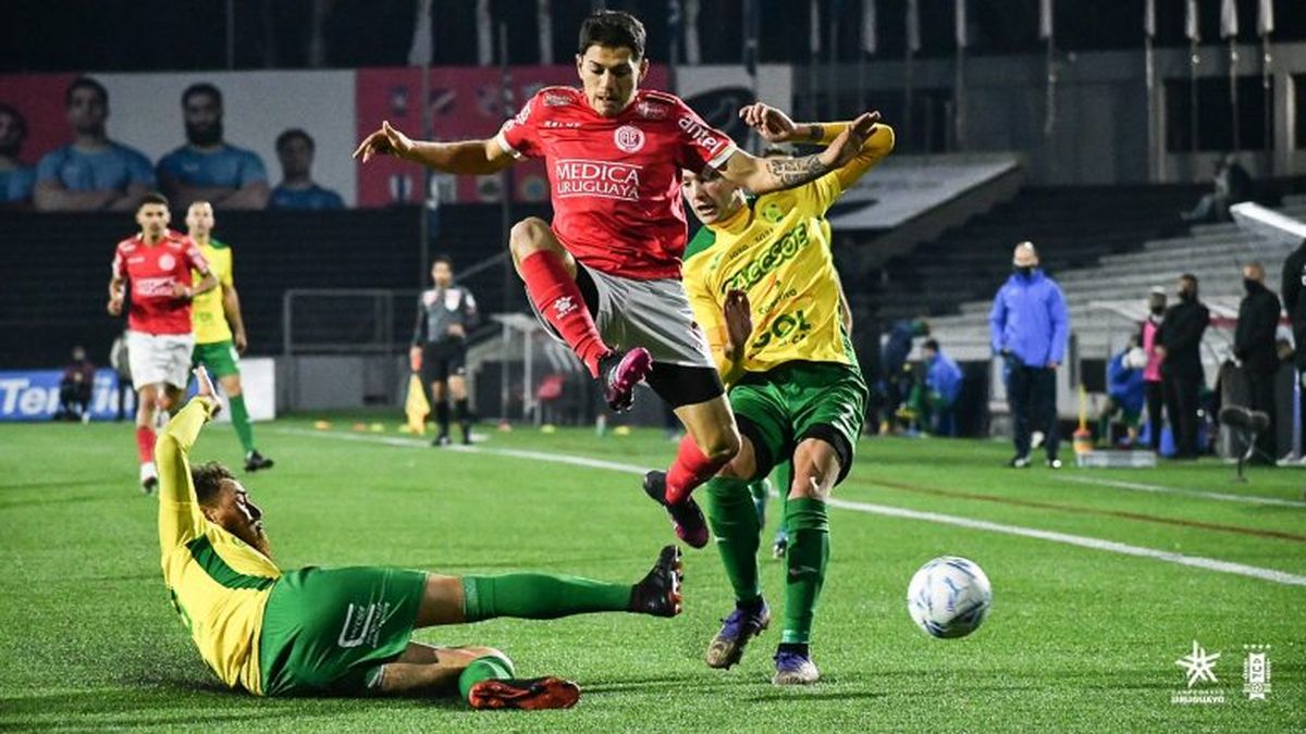 El 'pionero' del fútbol uruguayo llega a la primera división por