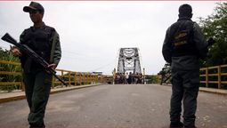 altText(9 colombianos detenidos por ataque a Fuerza Armada Venezolana)}