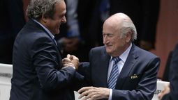 altText(Blatter y Platini reiteran inocencia en juicio por fraude)}