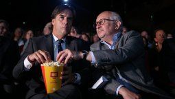 altText(¿MEC hace oídos sordos a reclamos del teatro independiente?)}