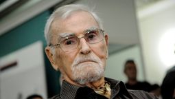 altText(Una calle de Nueva Helvecia llevará el nombre del contralmirante Óscar Lebel)}