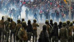 altText(Ecuador: inicia la huelga nacional contra el paquetazo económico)}