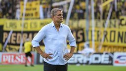 altText(Peñarol: un zaguero y el arquero las prioridades de Aguirre)}